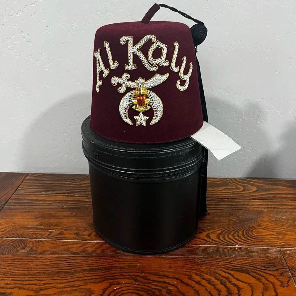 VINTAGE AL KALY SHRINERS FEZ HAT WITH RHINESTONES & SCIMITAR EMBLEM